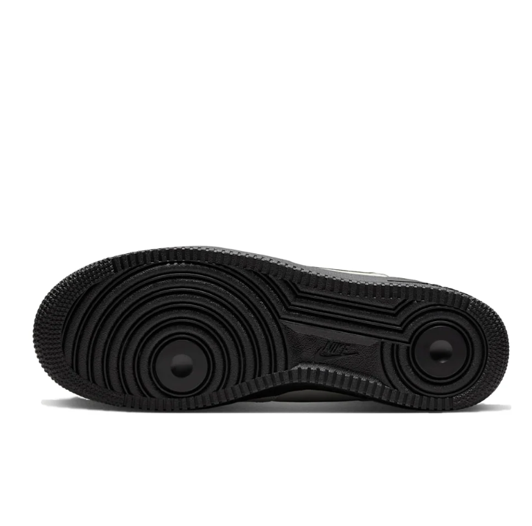 Nike Air Force 1 Low Sneakers - Light Gray & Black