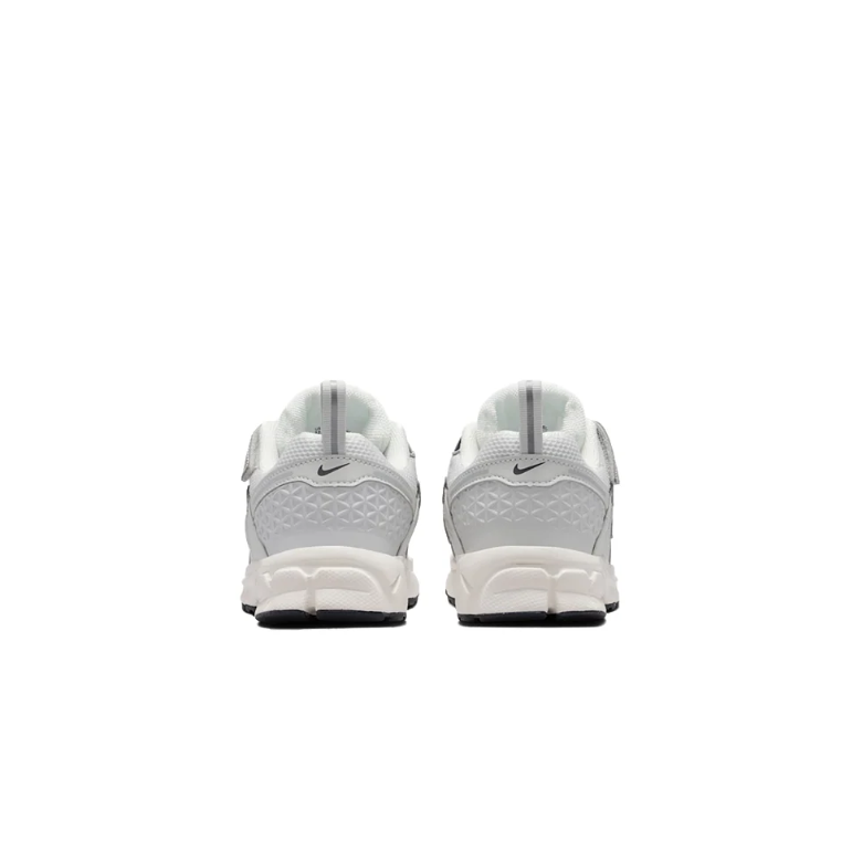Nike Vomero 5 Sneakers - Light Gray & Metallic Silver